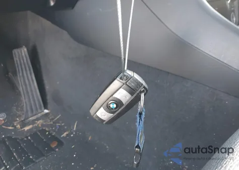 2015 BMW X1 Sdrive28I z USA, uszkodzony, nr VIN WBAVM1C50FV319186